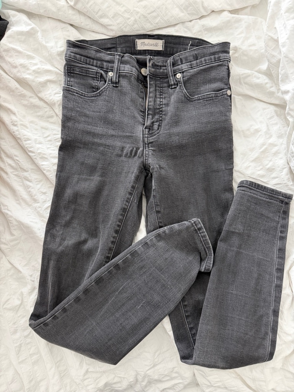 Madewell Skinny Jeans in Charcoal Gray